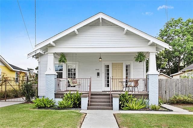 2nd image of 2646 Wisteria St