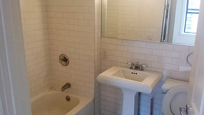 Rented by New York Residence | media 26