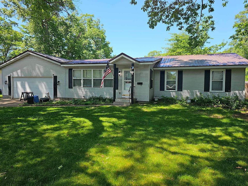 1st image of 1304 N Robinhood Dr