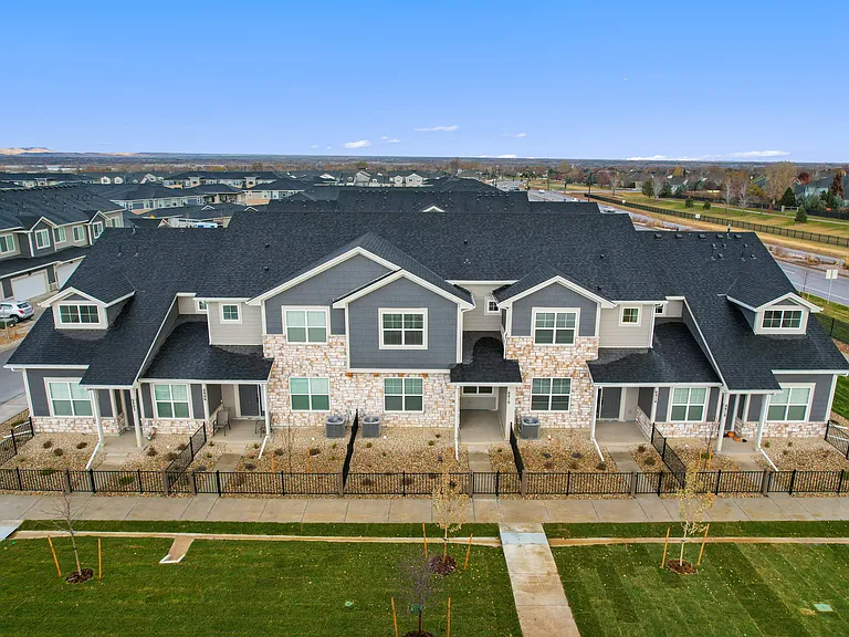 The Bend at Highland Meadows — Photo 52