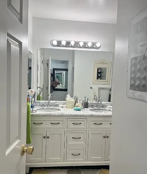 701 Country Place Dr #B — Photo 4