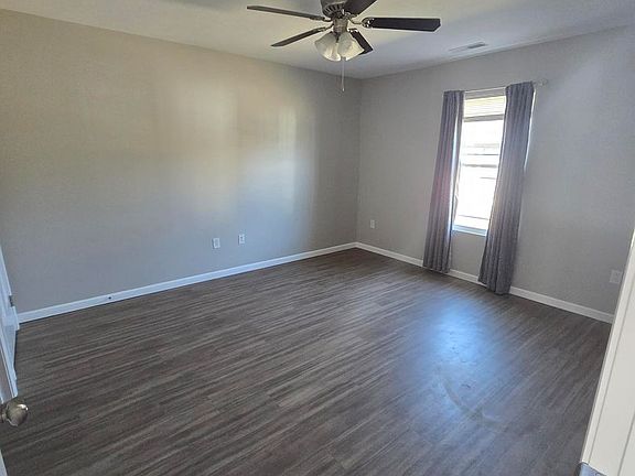 4th image of 703 N Market St APT E