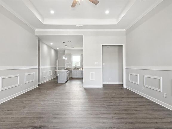 3rd image of 11240 Ivy Ln