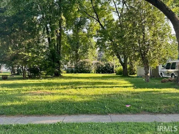 2804 Witchwood Dr, Fort Wayne, IN 46809