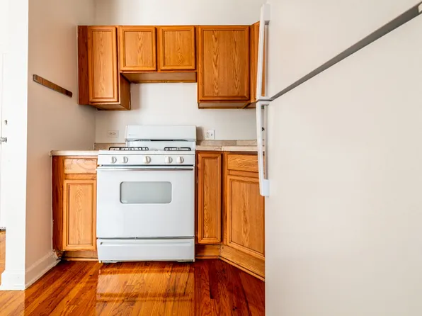 5836-46 W Madison St Chicago, IL 60644, 5836-46 W Madison St #13-205, Chicago, IL 60644