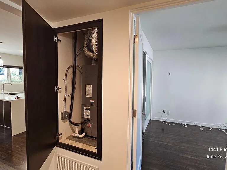 1441 Euclid St #1 — Photo 21