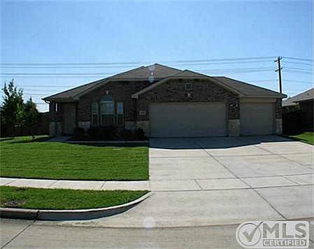 1st image of 4024 Lone Star Ln