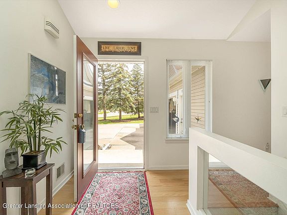5th image of 3900 Knotwood Dr