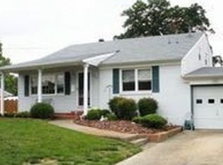 925 Sunnyside Dr, Virginia Beach, VA 23464