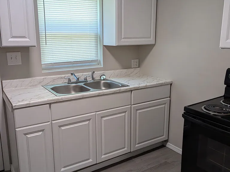 1036 S Wichita St #2 — Photo 4