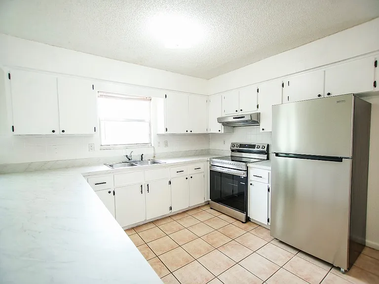 606 Water Rd — Photo 8