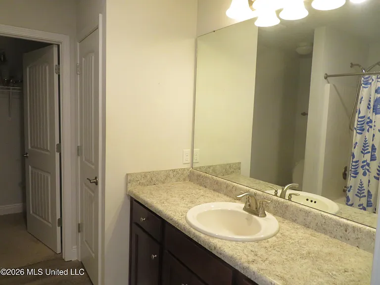 18172 Tiffany Renee Dr — Photo 15