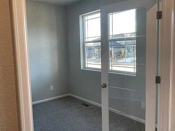 Bonus room for an office or kids play room