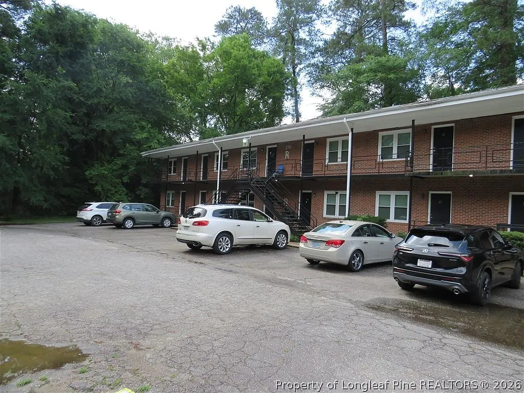 1 bed, 1.0 bath, 625 sqft, $775 — Photo 1