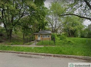 5833 S Carpenter St, Chicago, IL 60621