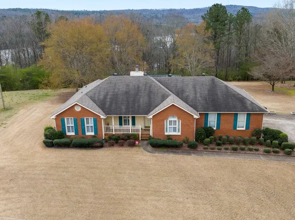 209 Woodland Hills Dr, Springville, AL 35146