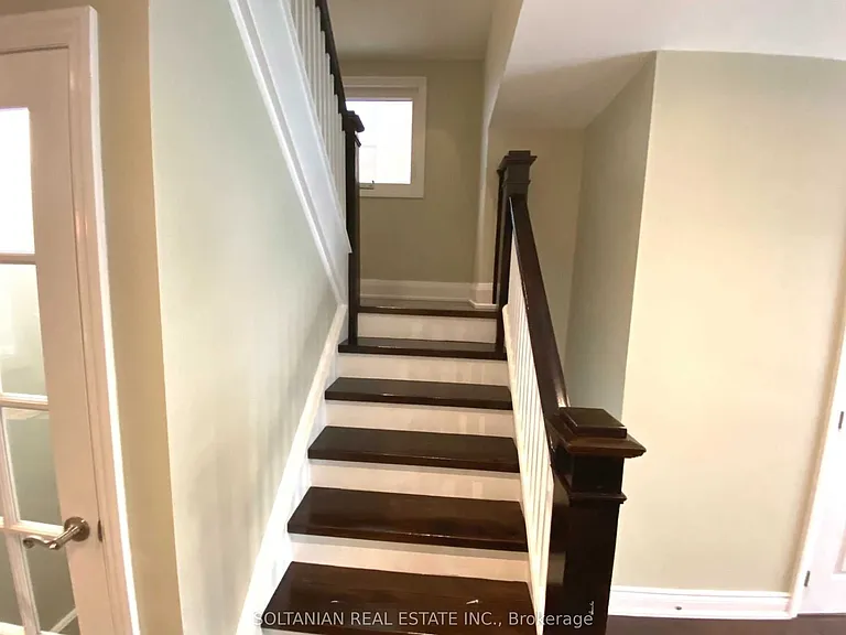 137 Colin Ave — Photo 22