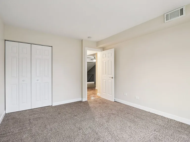 Crystal Lake Apartments — Photo 30