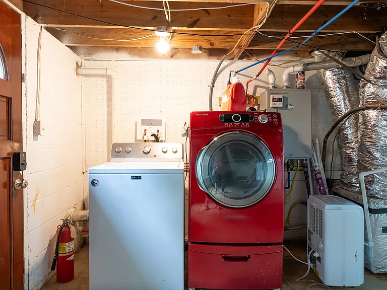 236 Pioneer Trl — Photo 31
