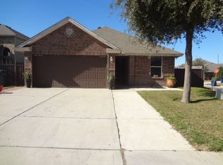 4702 Canyon Bluff Cir, Laredo, TX 78041
