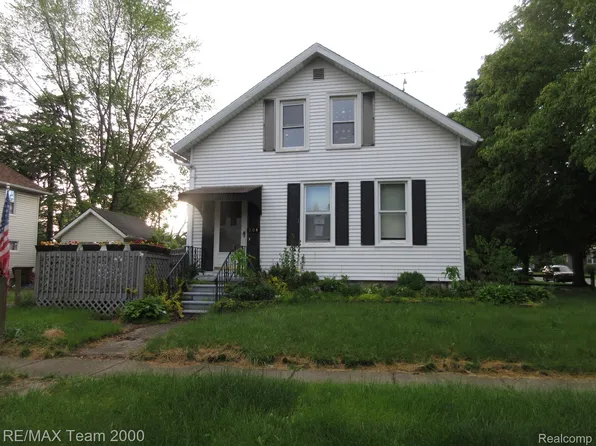 604 Smith St, Monroe, MI 48161