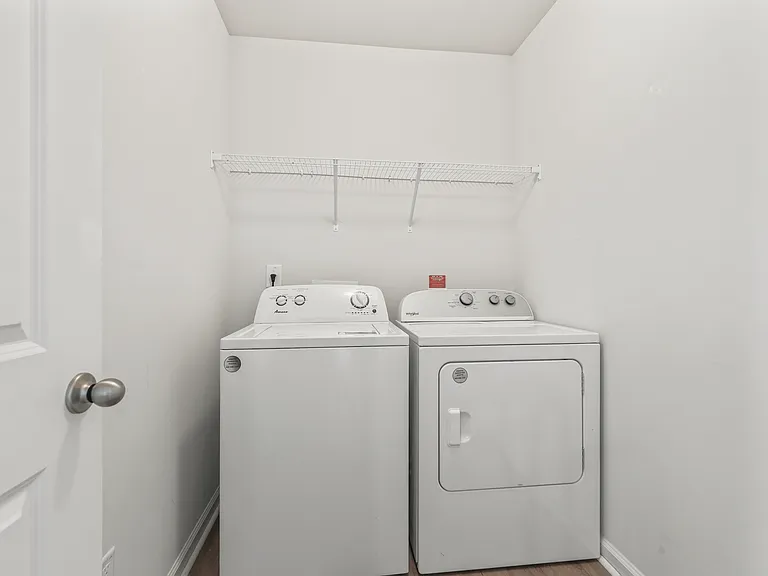 1789 Sapphire Dr — Photo 15