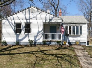 143 E Ridgeway Dr, Dayton, OH 45459