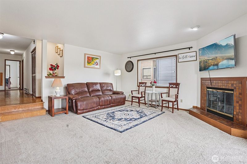 2nd image of 17440 NE 38th Street #A201