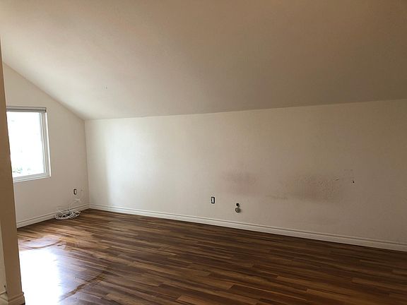 5th image of 10762 Esmeraldas Dr