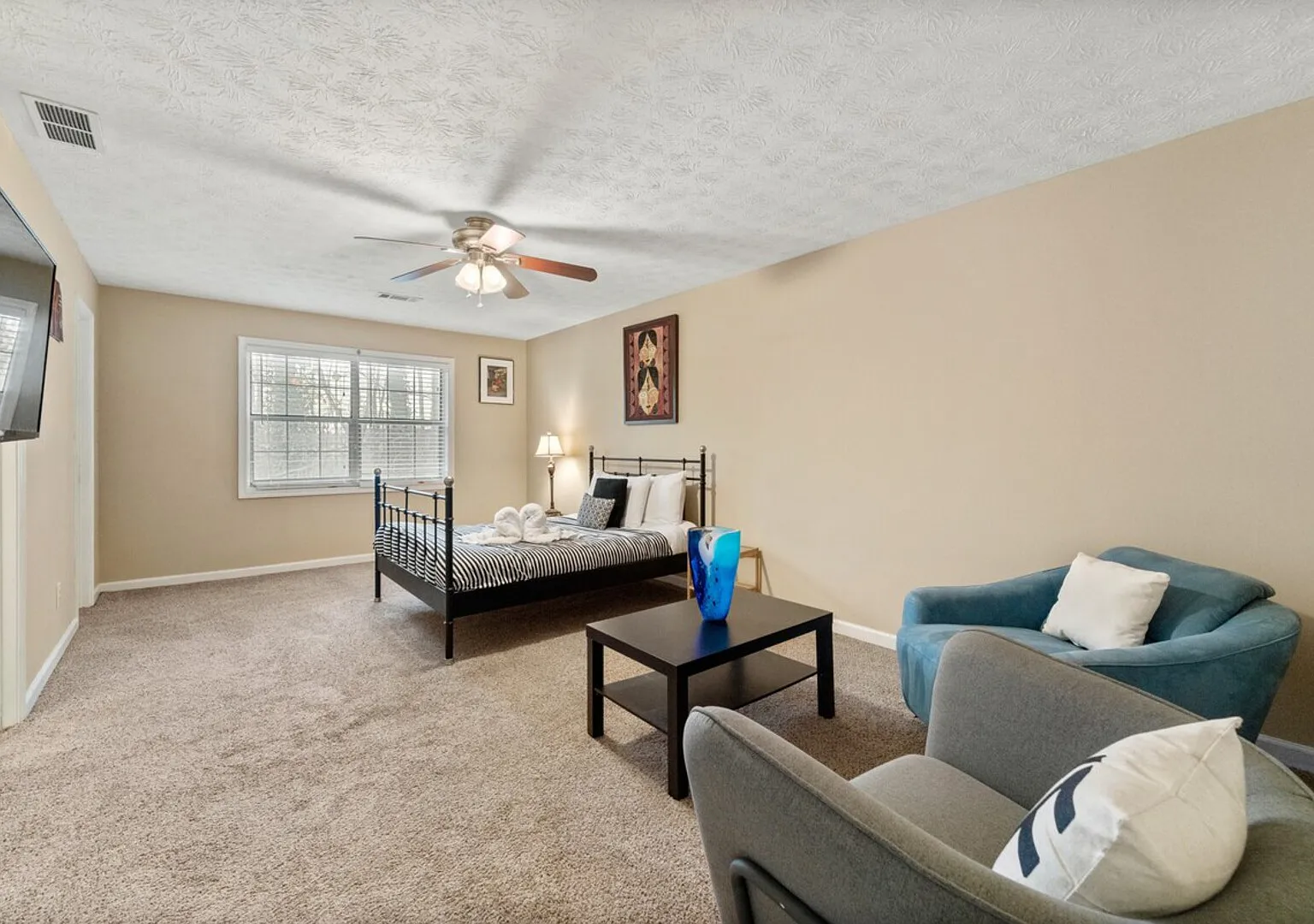 Conyers 2BR Retreat, Sleeps 4 Near Horse Park — Photo 4