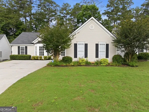 63 Bellaire Ln, Newnan, GA 30265