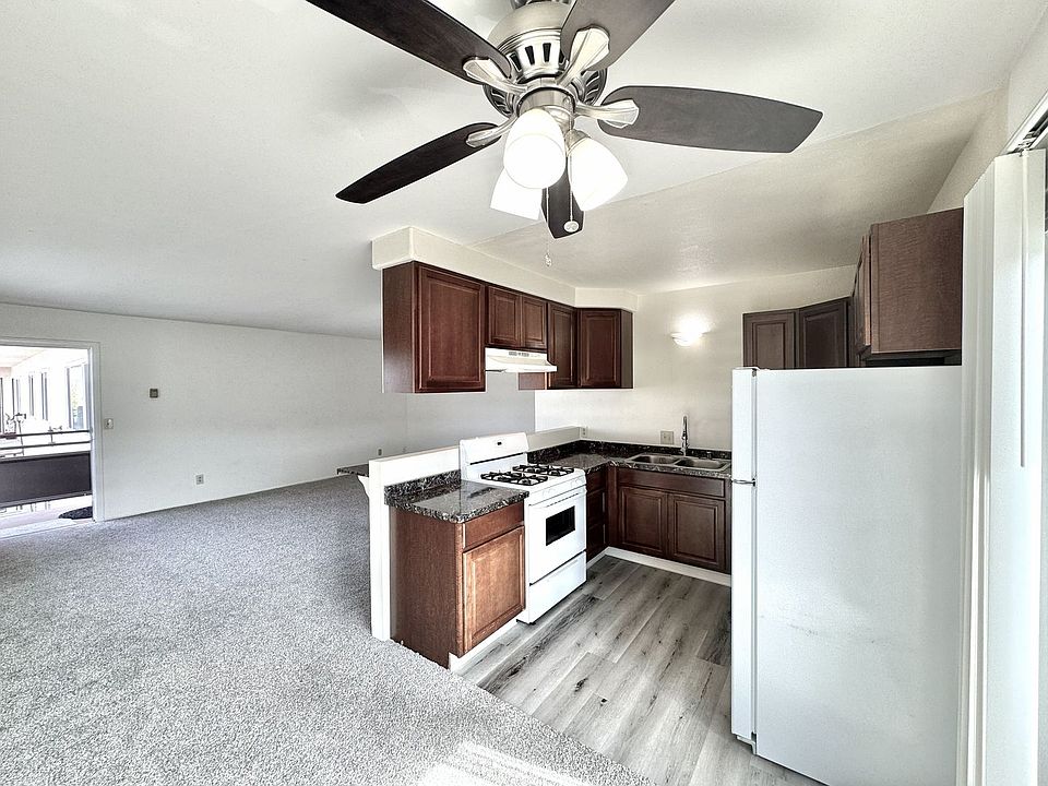 1st image of 4422 Temecula St #10