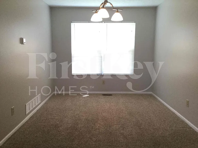 7249 Bennell Dr — Photo 6