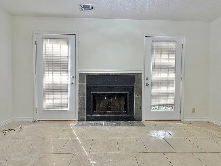 727 S Main St #107 — Photo 10