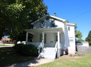 1157 McDonald Ave, Aurora, IL 60506