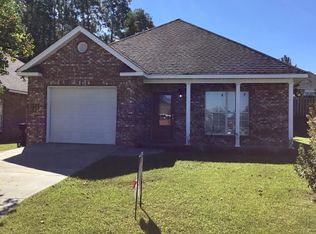 15 Oxford Dr, Hattiesburg, MS 39402