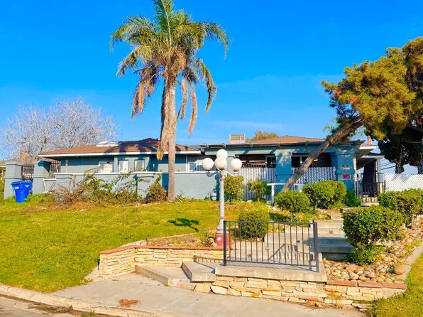 2708 College Ave, Bakersfield, CA 93306