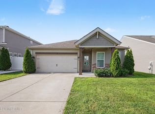 6420 Oak Village Dr, Louisville, KY 40228
