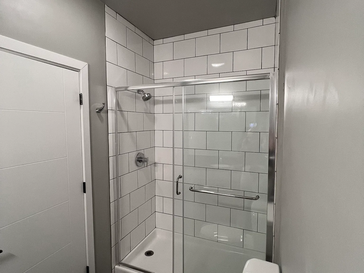 1 bed, 702 sqft, $1,775 — Photo 3