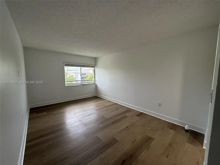731 N Pine Island Rd #401 — Photo 19