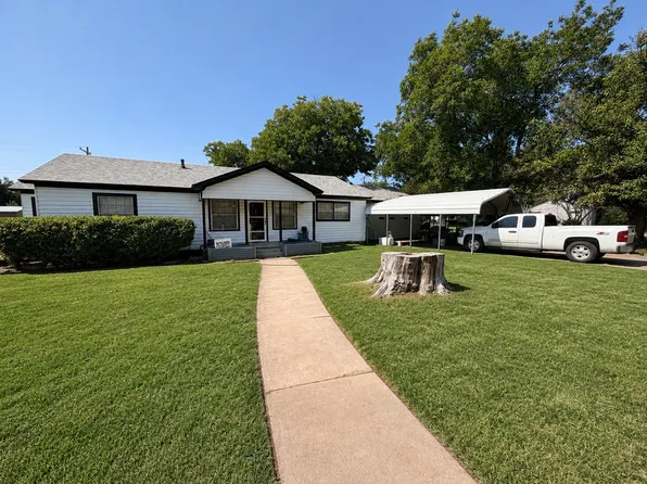 925 N 6th St E, Haskell, TX 79521