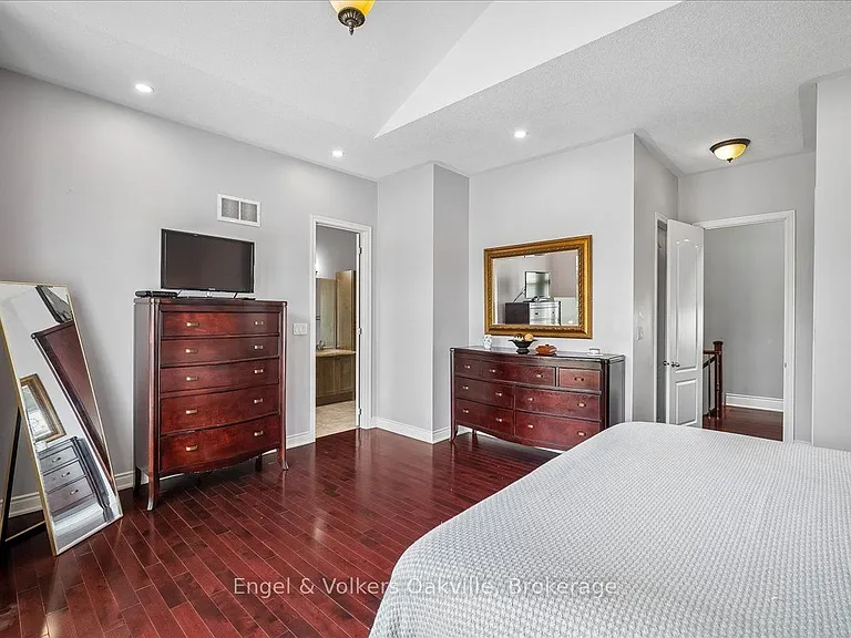 5113 Celebration Dr — Photo 21