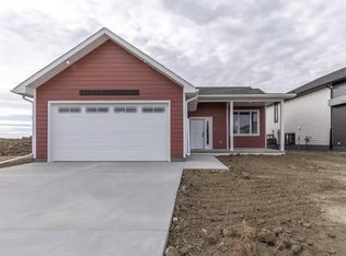 332 9th St E, Picture Butte, AB T0K1V0