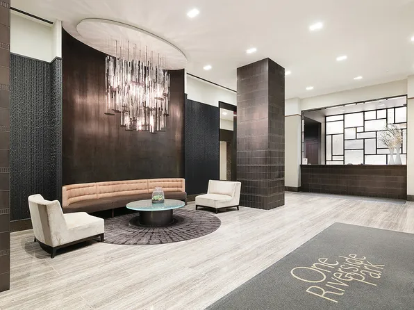 50 Riverside Boulevard image 17 of 20