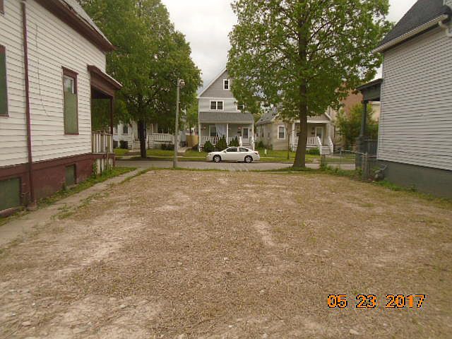 1st image of 2427 N 28th St