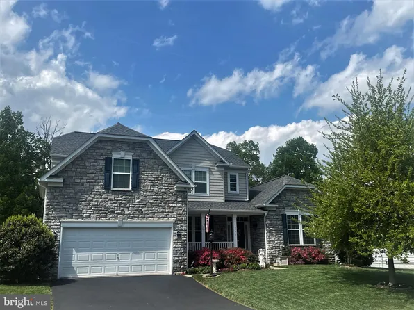 18776 Pier Trail Dr, Triangle, VA 22172