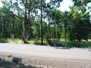 494 SW Hoffman Rd, West Linn, OR 97068