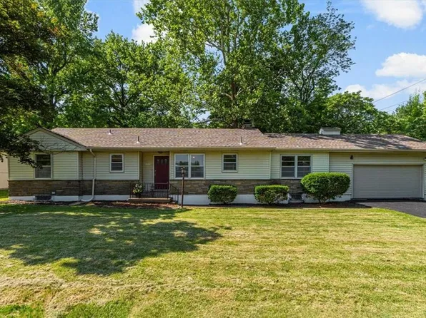 1209 W 79th St, Kansas City, MO 64114