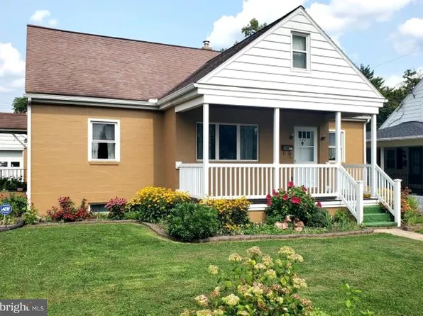 327 Highlawn Ave, Elizabethtown, PA 17022