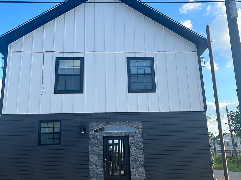 3140 Webster St — Photo 1